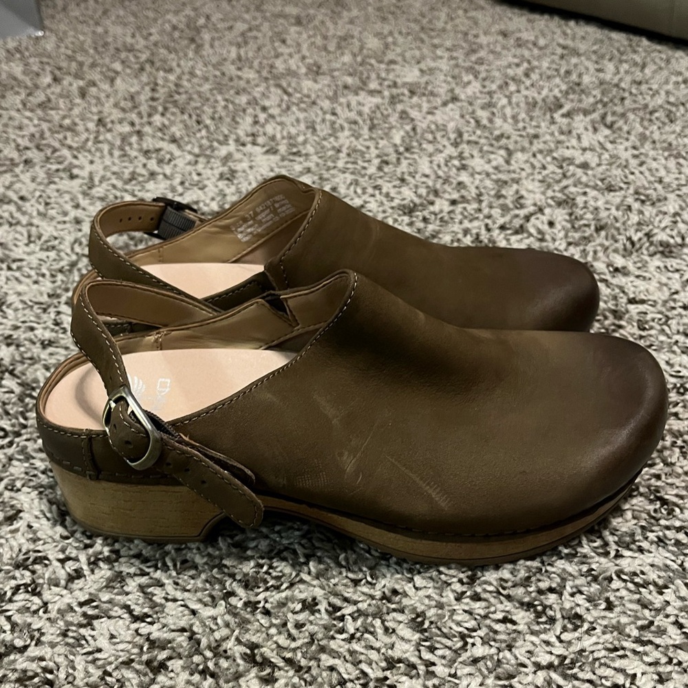 Women's Brown Leather Slingback Clogs